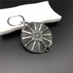 10pc-God-of-wars-4-keychain-Kratos-Shield-Axe-keyring-5Style-round-pendant-Game-men-women.jpg_640x640 (1)