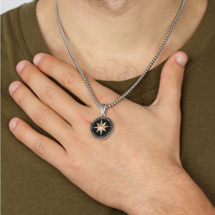 polaris_star_men_s_necklace_in_silver_zoom